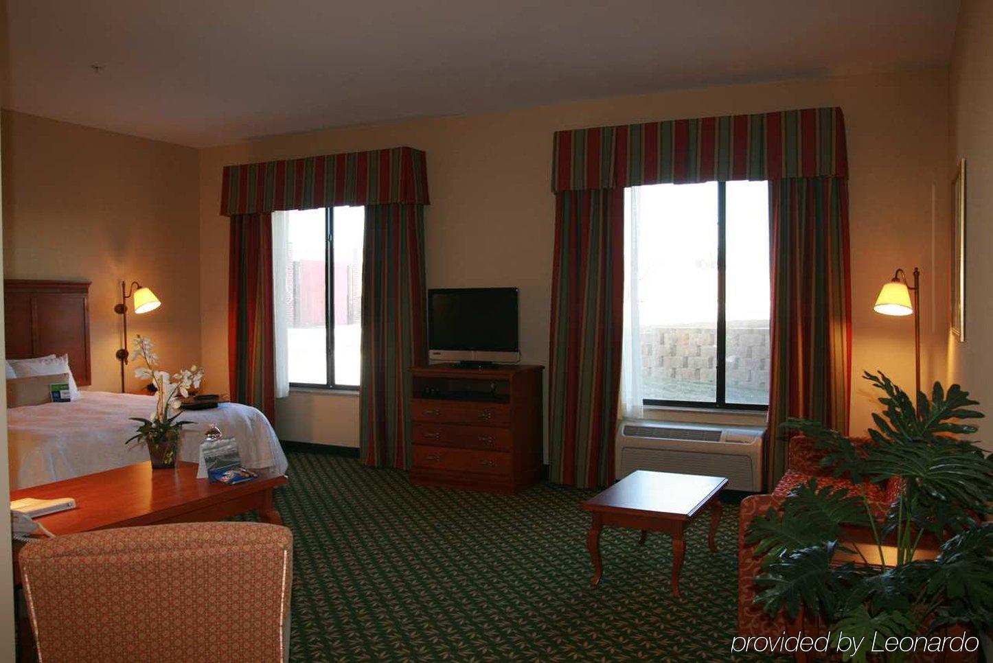 Newly Renovated Hampton Inn Omaha West Lakeside Rum bild
